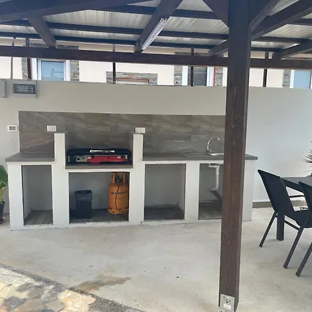 Apartment In Mit Garten Und Terrasse